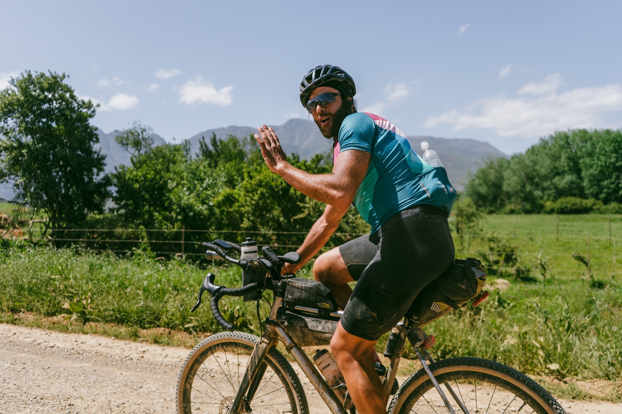 Abdulla Zeinab on his Curve GXR